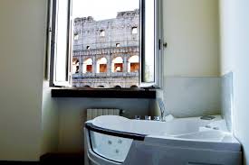 Semoga bisa membentu temen temen ya. Jacuzzi In Front Of The Colosseum Rome Harga Terbaru 2021