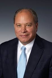 Jan Royer's Instagram, Twitter & Facebook