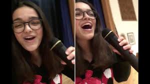 Pour son audition à l'aveugle, maria est accompagnée de cinq de ses enfants pour interpréter un chant irlandais : Rachel Zegler Shallow A Star Is Born Beautiful Voice Youtube