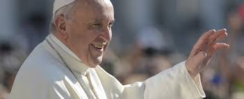 Papa Francesco a Repubblica: "Fermate i signori della guerra, la loro  violenza distrugge il mondo"