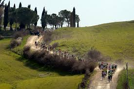 Gallery 100 stunning images from the men's and women's worldtour restart in tuscany. Granfondo Strade Bianche Doppio Percorso Medio Impegnativo