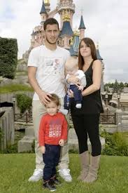 Eden hazard wife is called natacha van honacker. Eden En Paris 3