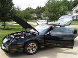 1986 black and gold iroc z 28 my second sports car i did a smokey and the bandit imitation with my friend randy chevy muscle cars sports cars luxury camaro 1986 black and gold iroc z 28 my