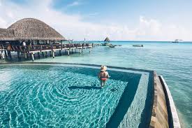 Le nombre de cas positifs est tombé à 7 706 depuis le 12 août, à un niveau étonnant équivalent aux 1 416 nouveaux cas détectés au cours des dernières 24 heures. Polynesie Tahiti Notre Itineraire Incontournables