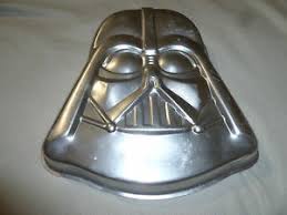 Darth vader is a fictional character in the star wars franchise. Vintage Star Wars Darth Vader Kuchen Pan Lfl 1980 Wilton Baking Mold 502 1409 Ebay