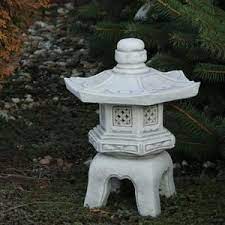 Lantern Hypertufa Sculpture Simple Japanese Stone Style Lantern Lightweight Concrete Garden Art Pagoda Temple Frost Proof Zen Garden In 2021 Japanese Garden Decor Japanese Stone Lanterns Zen Garden