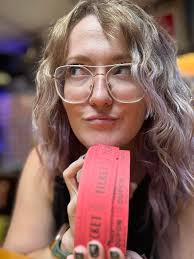 Queen of hearts ticket sales