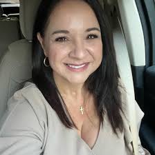 Who is a good bridal makeup artist for a wedding?