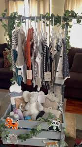 Farrah Hofmann (farrahhofmann)