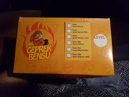 Halo the onsu, geprek bensu punya 2 menu baru lho, nasi daun jeruk dan sambal kecombrang. Nasi Daun Jeruk Ayam Geprek Review Ladyonaf Placetogoandeat Di Restoran Geprek Bensu Kelapa Gading