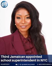 Thoughts? DR. GLENN WHITE OFFICIALLY NAMED AS FLOYD COUNTY SCHOOLS'  SUPERINTENDENT