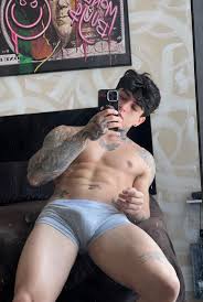 VERZANI on X: HENRIQUE LIMA 🍌 Nude • Famosos • OnlyFans  t.co67zAa1rI8r  X