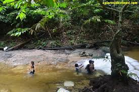 Jika hari hujan, air sungai akan menjadi deras. Hutan Rekreasi Sungai Tekala Apa Yang Menarik Xplorasi Destinasi