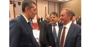 Ziya selçuk'tan telafi eğitimi açıklaması. Milli Egitim Bakani Ziya Selcuk Yilin Devlet Adami Secildi