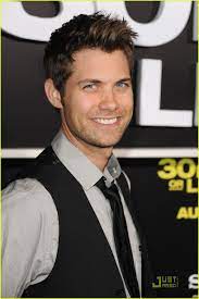 Drew Seeley Amy Paffrath 30 Minutes Or Less Premiere Pair Drew Seeley Amy Paffrath 30 Minutes 01 Photo Drew Seeley Gorgeous Men Amy Paffrath