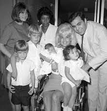Miklós hargitay in myheritage family trees (kovács .local state bodybuilder and actor mickey hargitay dies at 80 by cohen im awm los. Mariska Hargitay Remembers Mom Jayne Mansfield Saying She S Leaned Into The Loss