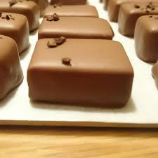 Gridlock Konga Ethiopian Coffee In A Valrhona Bahibe Ganache Chocolate Valrhona Gridlockcoffeeroasters Via Choco Chocolate Mango Chocolate Ethiopian Coffee