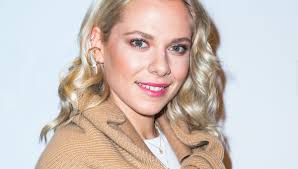 Bis valentina für gzsz von münchen nach berlin zog. Alles Was Zahlt Star Cheyenne Pahde Wie Zwillingsschwester Valentina Neue Frisur Bunte De