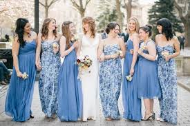 10 Times Floral Print Bridesmaids Totally Rocked The Look Patterned Bridesmaid Dresses Floral Bridesmaid Dresses Bridesmaid Dresses Floral Print
