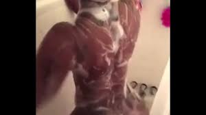 Clap booty dance shower - XNXX.COM