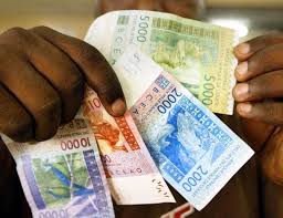 Banqve de france 5000 | 5000 l'article 139 du code penal punit des travaux forces ceux qui auront contrefait ou falsifie des billets de banques autorises par la loi. The Eco Is Set To Replace Old Colonial Currencies In Several Countries Africa M E