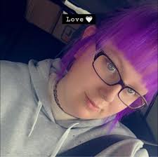 What small breed male puppies are good with cats?