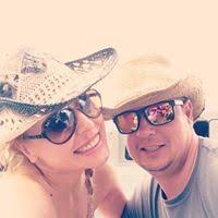 Manuela Gilbert's Instagram, Twitter & Facebook