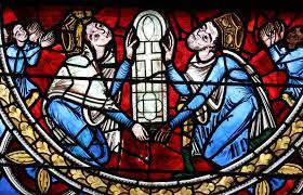 Mère de onze enfants, elle règne avec ses fils à la mort du roi. Alienor D Aquitaine Du Palais A La Cathedrale De Poitiers