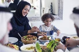 For saudi arabia, di kingdoms moon sighting committee wey dey tumair observatory no see rescent moon on tuesday. A Complete Guide To Eid Al Fitr In Saudi Arabia Expatwoman Com
