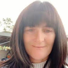 Julie Inglis's Instagram, Twitter & Facebook