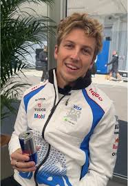 Don’t you worry… the lip syncs aren’t going anywhere 😏 #F1 #VCARB #lipsync  #kardashians #IsackHadjar #LiamLawson