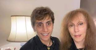 الصورة أشاعت جواً من البهجة على مواقع التواصل الاجتماعي، حيث رحّب محبّو الفنانة بإطلالتها. 9b11zltzxtty3m