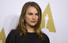 Der agent von natalie portman, der im laufe des tages zu diesem gerücht kontaktiert wurde, soll eine klare antwort gemieden haben. Zu Schwanger Fur Die Oscars Absage Von Natalie Portman Ok Magazin