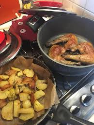 Faraona arrosto la ricetta di un piatto elegante. Cosce Di Faraona Arrosto Rosaria Magic Cooker Life Prime Facebook