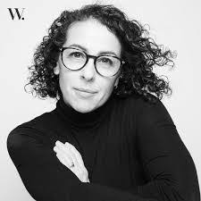 Devora Castillo's Instagram, Twitter & Facebook