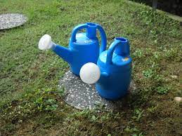 Garden self watering tool / dripper. Siram Pokok In English Malaukuit