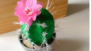 The flowers on a cactus are just like any other flower with petals, stigmas, stamens, and all other parts of a flower. Diy Fleur De Cactus En Papier Diy Paper Cactus Flower Youtube