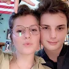 Molly Anne Tanner (@mollyanneclarke)