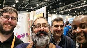 Bessy Tan's Instagram, Twitter & Facebook