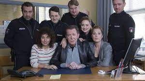 Großstadtrevier er en tysk kriminalserie som hadde premiere på kanalen das erste den 16. Without A Wheelchair Jan Fedder Returns To The Grossstadtrevier Set