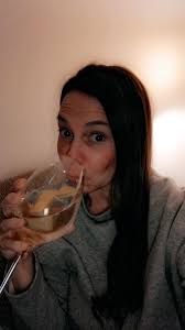 Pineapple wine: how good is it?