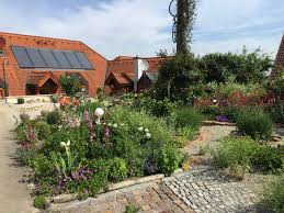 Dann bestellen sie ihren gartenbedarf bequem im shop. Meine Tv Show Startet Mit Einem Jubilaum Biogartner