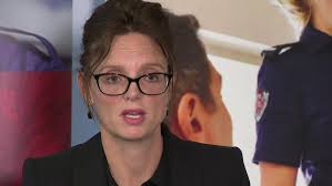 Evacuation orders issued in Deniliquin and Moulamein as record flood peak  reached at Condobolin