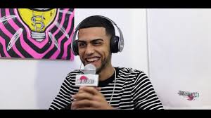 Брэндон джей макларен / brandon jay mclaren. Jay Wheeler El Artista Urbano Viral Que Lloro Al Ver Al Publico Cantando Su Musica Youtube