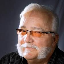 Undercover Covergirls (2012)