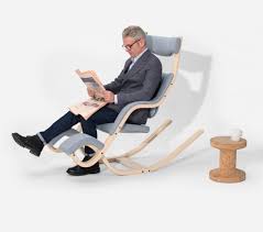 The gravity balans armchair was designed by peter opsvik for stokke møbler in 1984. Varier Stokke Gravity Balans Chair Custom White Leather And Beach Peter Opsvik At 1stdibs