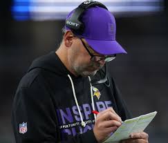 According to ESPN's Jeremy Fowler, the Vikings made a very strong push to  retain Brian Angelichio, and viewed him as a key member of their coaching  staff, but he opted to leave