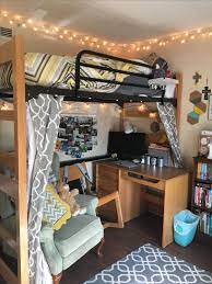 Pin By Kira Nollet On Espacios Pequenos Small Apartment Bedrooms College Dorm Room Decor Elegant Dorm Room