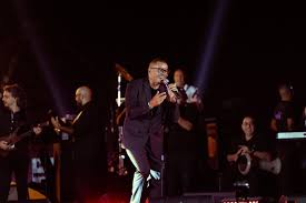 Image result for tbn:ThJbLJ9iWaHS_M::www.amrdiab.net/wallpapers/AmrDiab_Net_Kammel%2520(6).jpg
