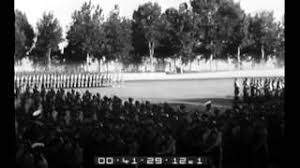 La cerimonia di apertura dei giochi olimpici è il momento in cui vengono ufficialmente dichiarati aperti i giochi olimpici.la cerimonia di apertura, così come quella di chiusura, seguono un rigido protocollo codificato nella carta olimpica, l'insieme di norme che codifica il funzionamento del comitato olimpico internazionale e la celebrazione dei giochi olimpici. La Cerimonia Inaugurale Delle Olimpiadi Di Berlino Archivio Storico Istituto Luce